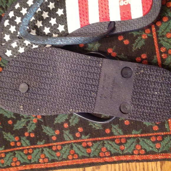 Patriotic Flops FREE with $20 purchase - Picture 3 of 4